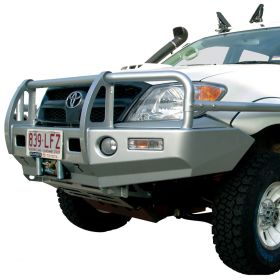 TJM OUTBACK HEAVY DUTY BUMPER BLACK STEEL 070SB13N87A Outback 1995