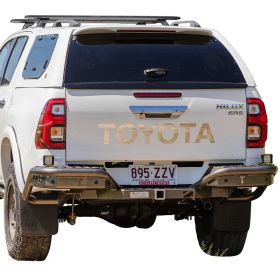 TJM RB6 REAR PROTECTION BUMPER STEP & TOWBAR BLACK STEEL 081SB27287D 8th GEN 09/15-07/18 Extra C/Chas & Pick Up 1295